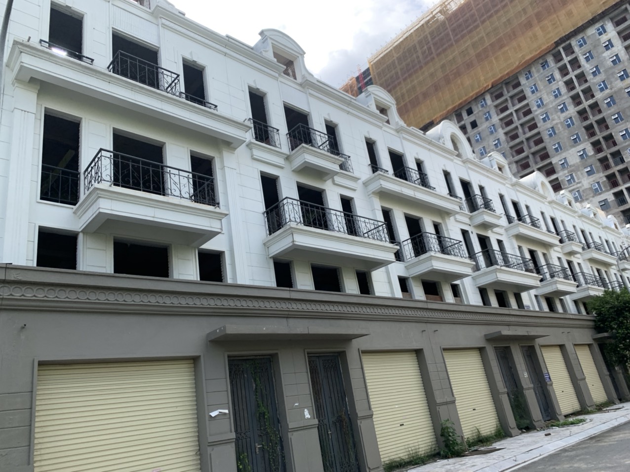 87m lo goc shophouse thuan an xe khe