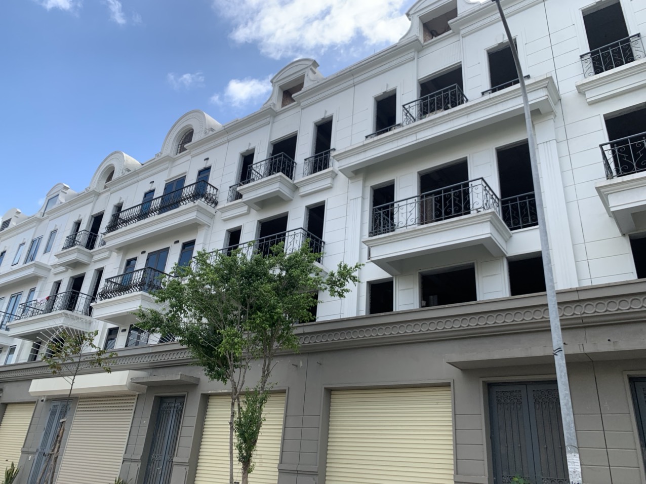 Ban 87m shophouse Thuan An hai phat trau quy